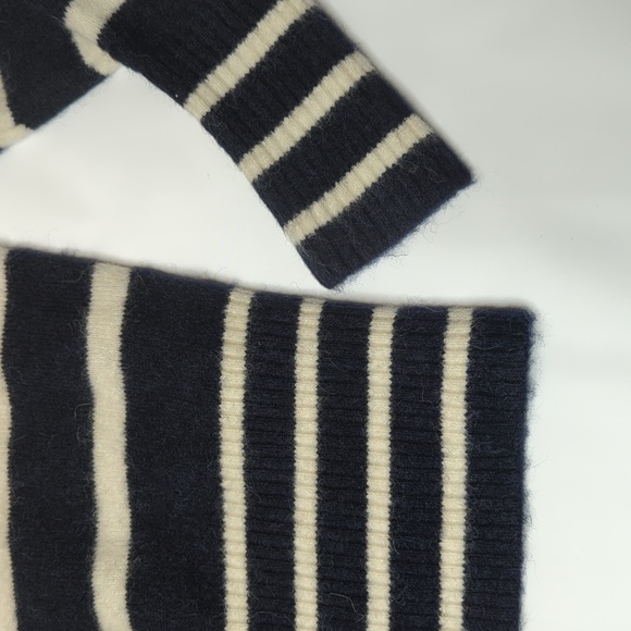 NWT Banana Republic stripe sweater navy white puff sleeve alpaca sweater - Picture 11 of 13